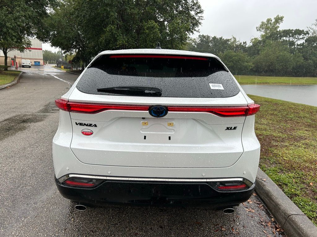 2024 Toyota Venza Nightshade Edition 4