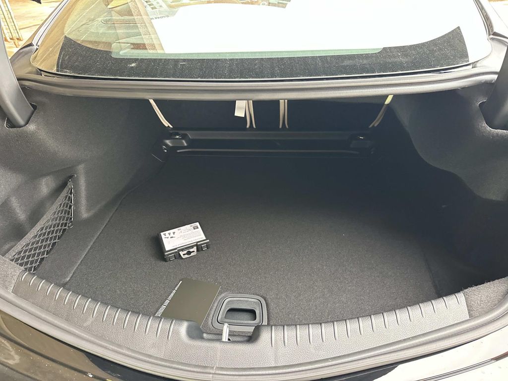 Thumbnail: 2026 Mercedes-Benz CLE - 13