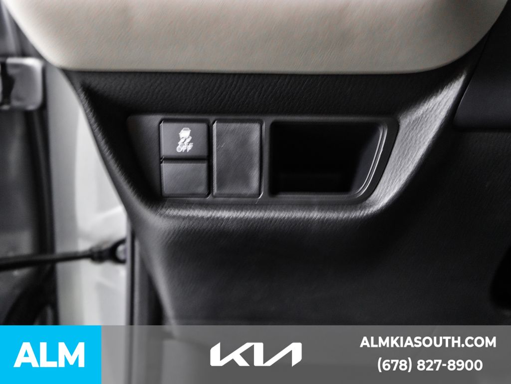 2024 Honda HR-V LX photo 28