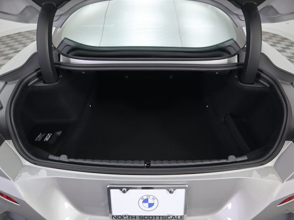 Thumbnail: 2026 BMW 8 Series - 27