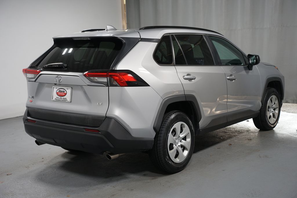 Thumbnail: 2019 Toyota RAV4 - 8