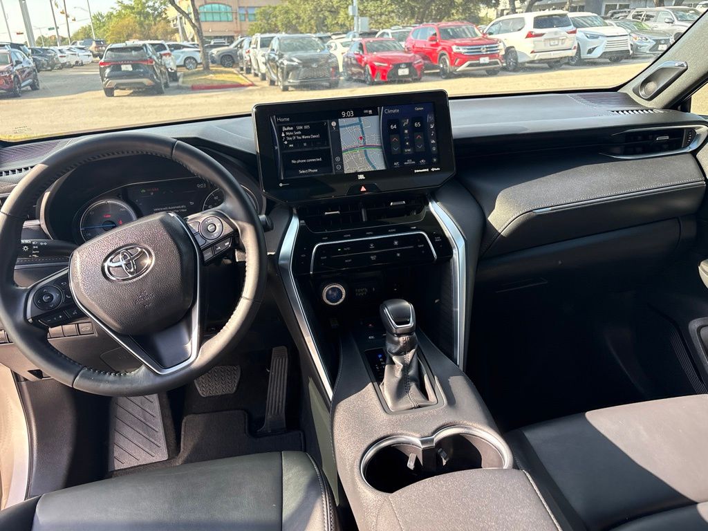 Thumbnail: 2022 Toyota Venza - 17