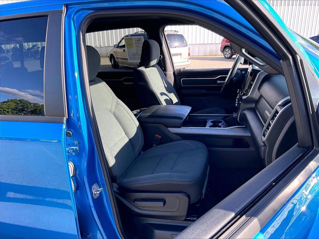 2022 Ram 1500 — photo 11