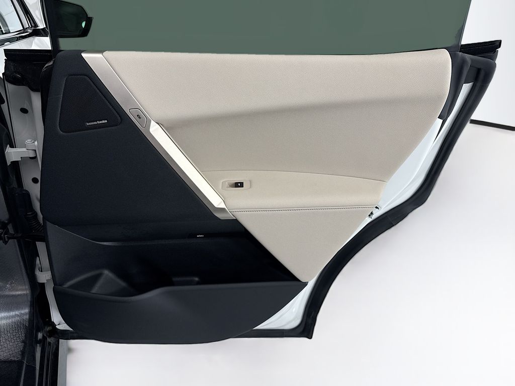 Thumbnail: 2026 BMW iX - 26