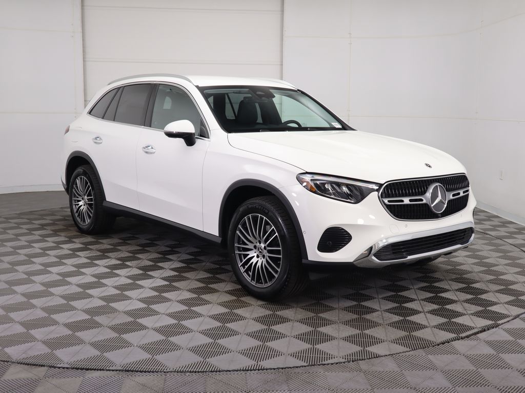 Thumbnail: 2026 Mercedes-Benz GLC - 3