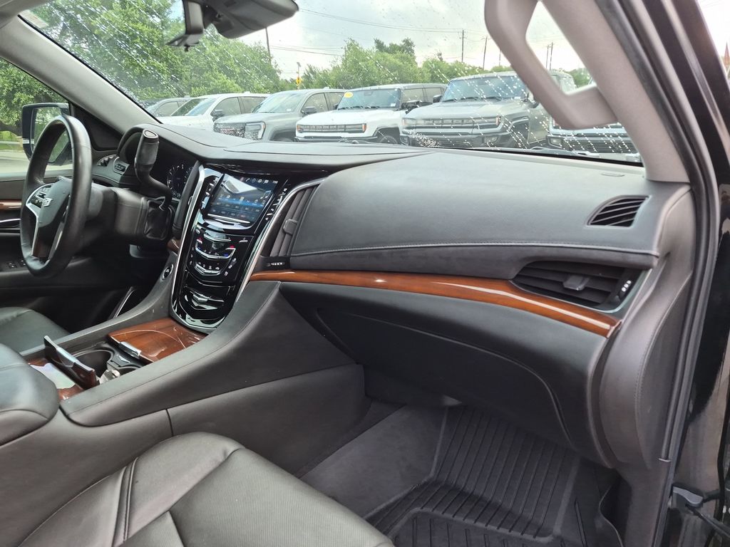 Used Car 2020 Cadillac Escalade  Premium Luxury For Sale Under $35,000 In Austin, Texas