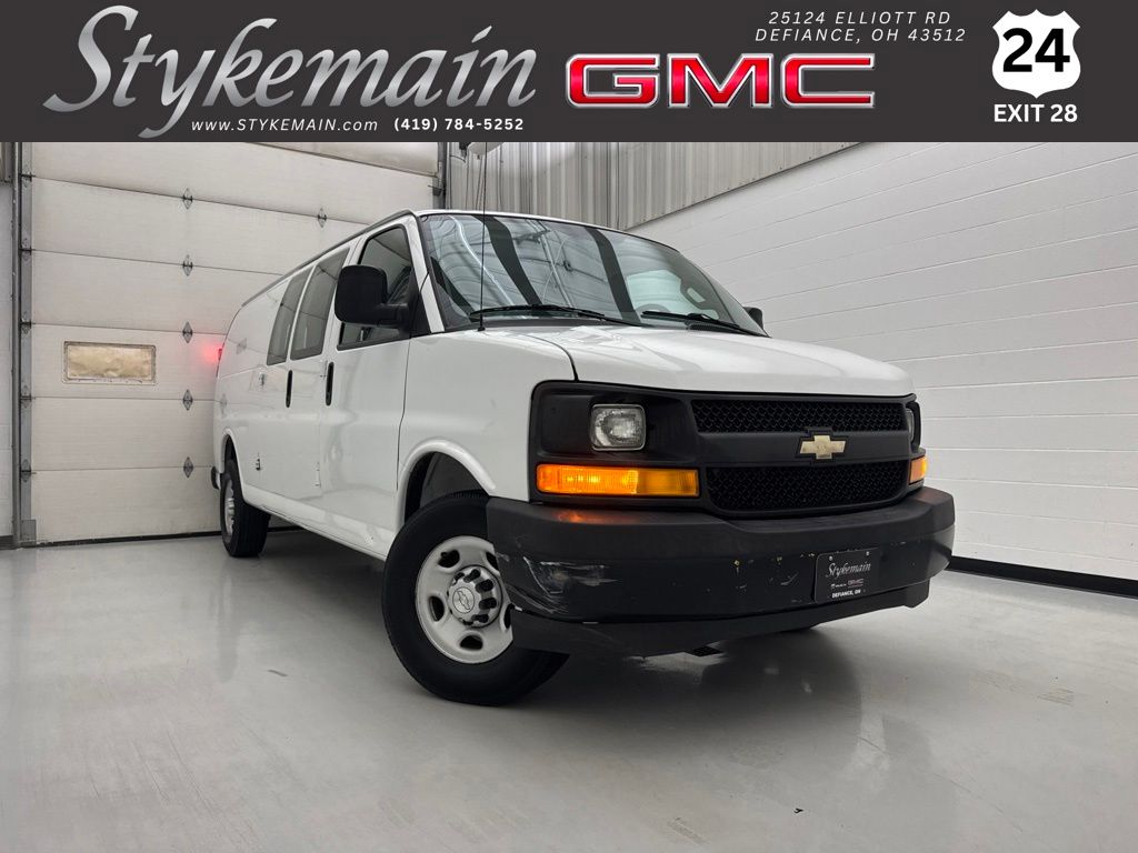 2017 Chevrolet Express Cargo 2500 Extended RWD