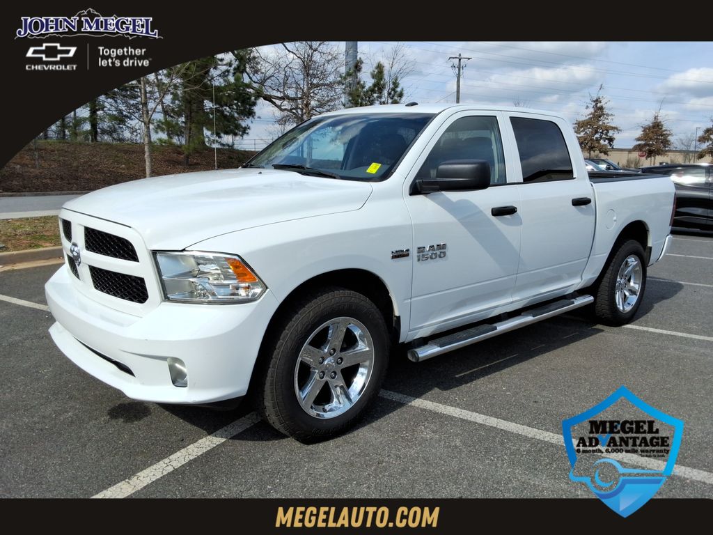 2017 RAM 1500 Express Crew Cab 4WD
