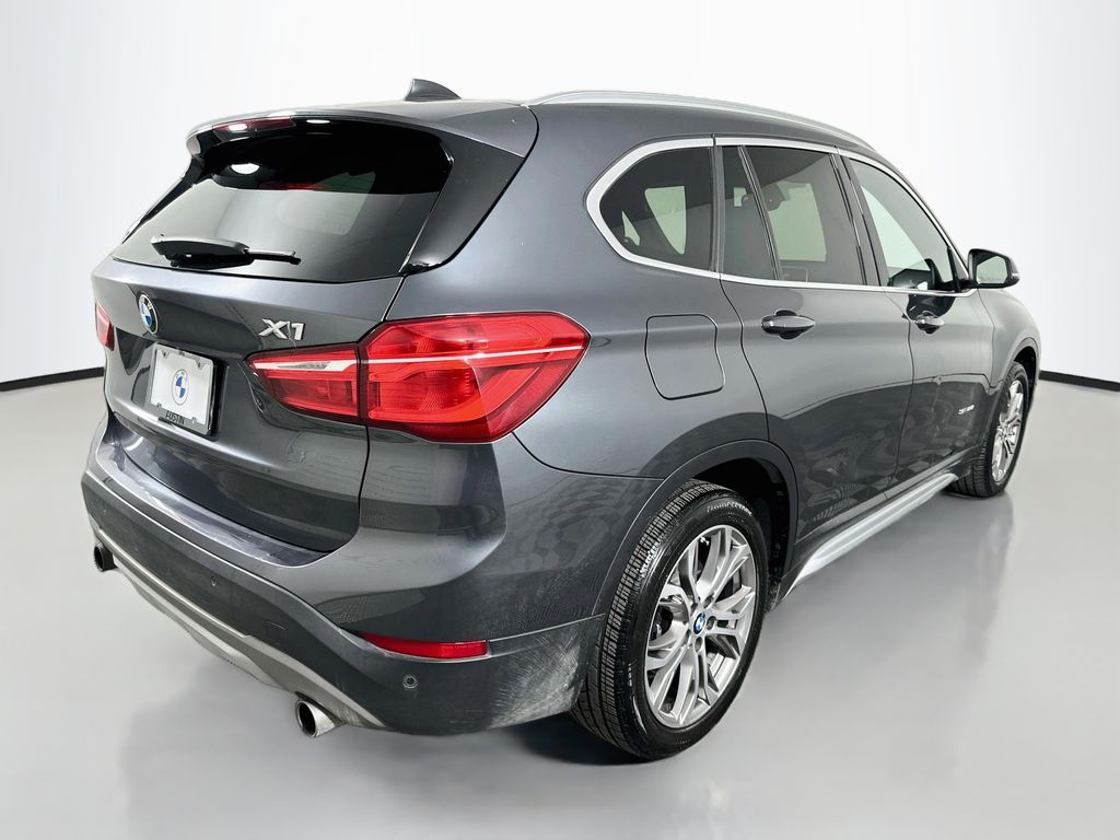 Thumbnail: 2017 BMW X1 - 5