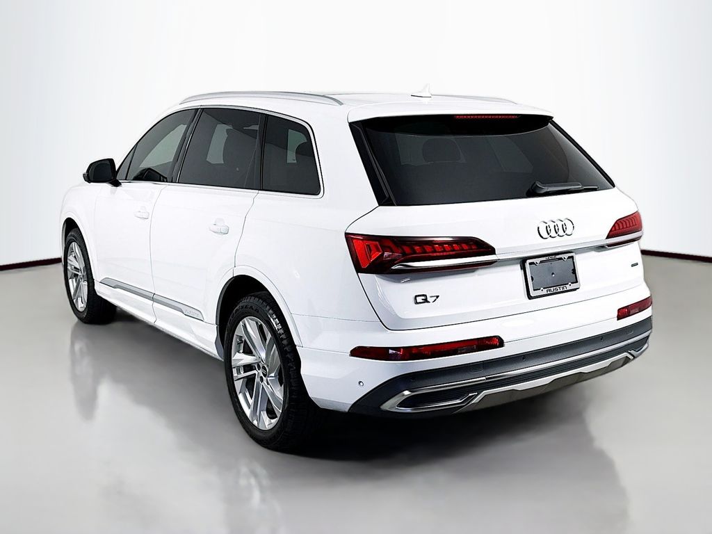 Thumbnail: 2022 Audi Q7 - 7