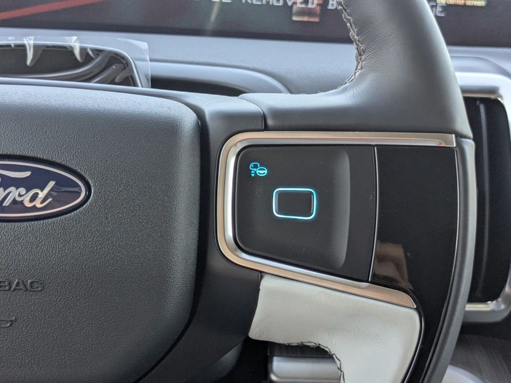 2025 Ford Expedition Platinum MAX