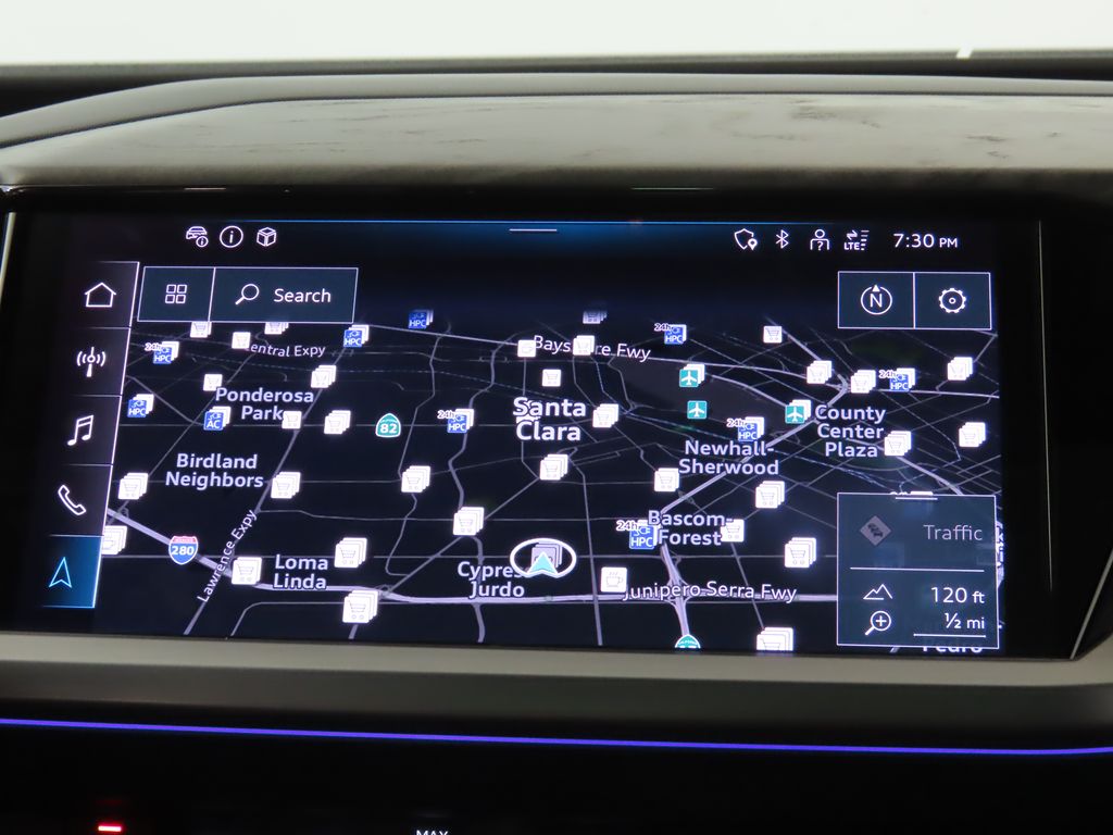 Thumbnail: 2023 Audi Q4 e-tron - 19