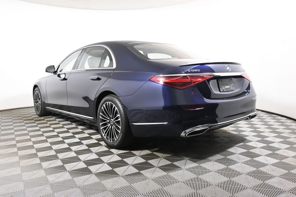 Thumbnail: 2022 Mercedes-Benz S-Class - 5