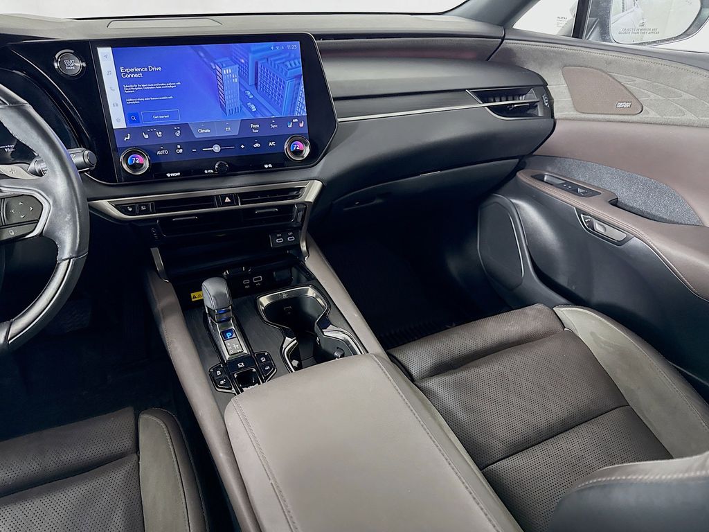 Thumbnail: 2023 Lexus RX - 25