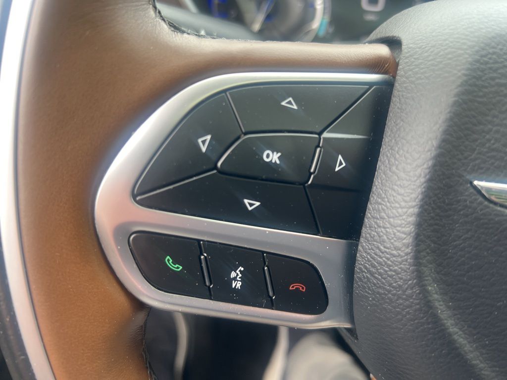 2018 Chrysler Pacifica Limited photo
