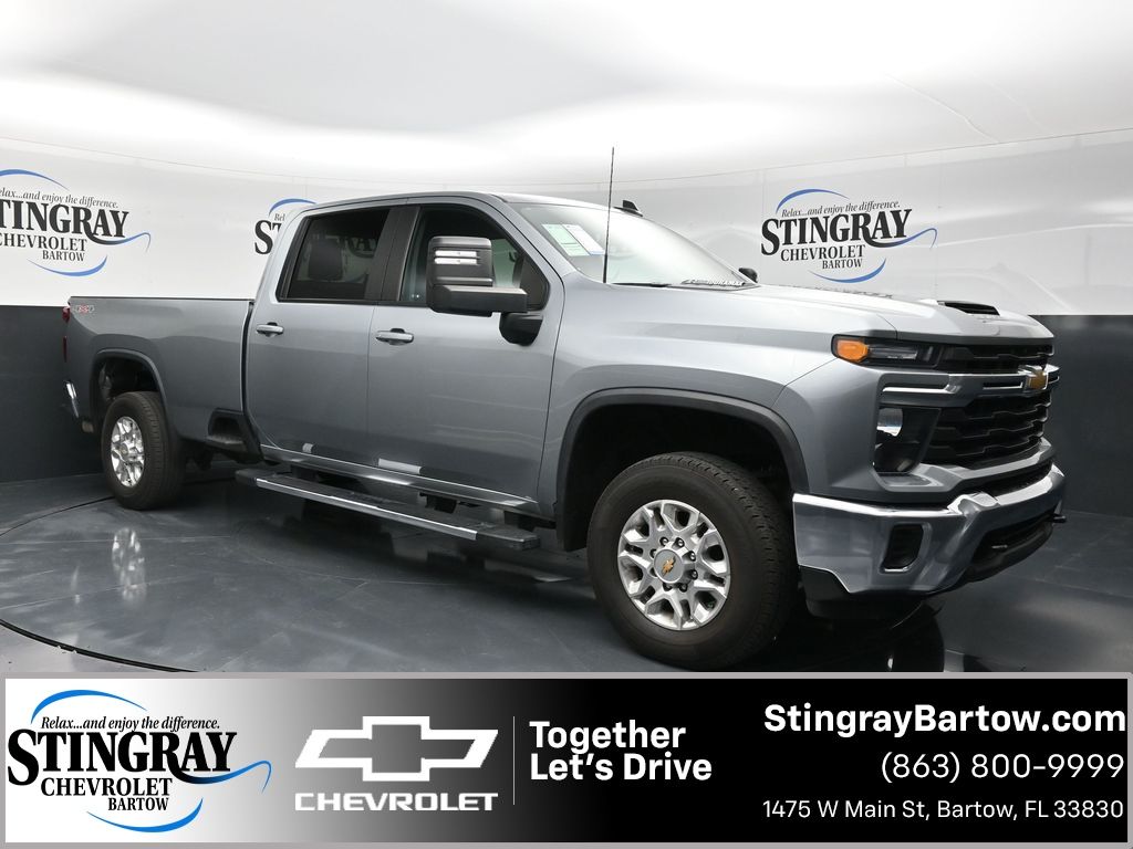 2024 Chevrolet Silverado 3500HD LT Crew Cab 4WD