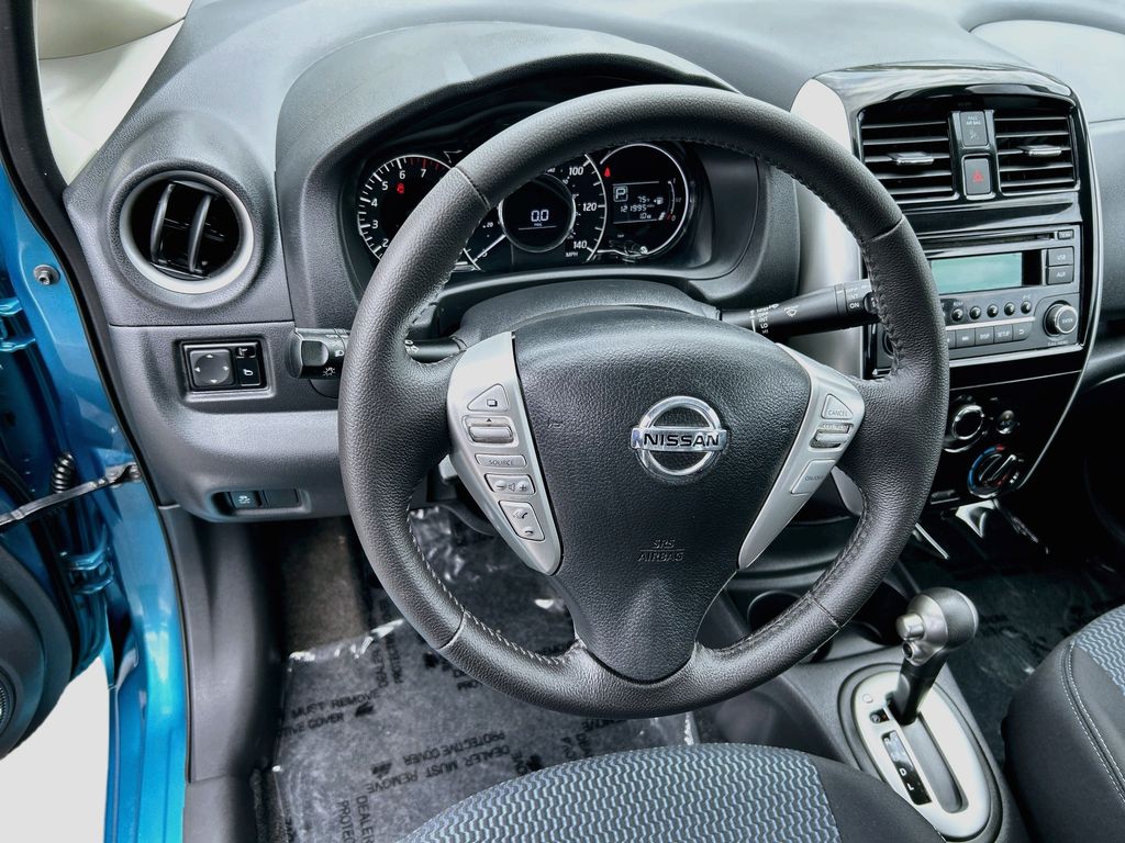 Thumbnail: 2015 Nissan Versa Note - 11