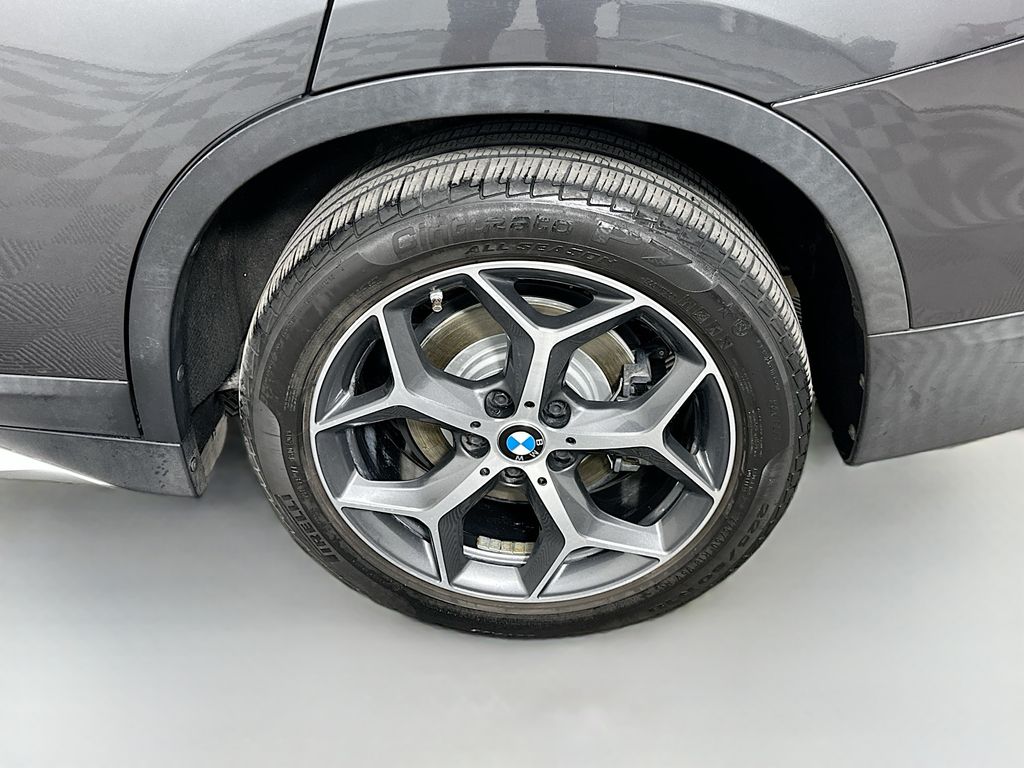 Thumbnail: 2016 BMW X1 - 30