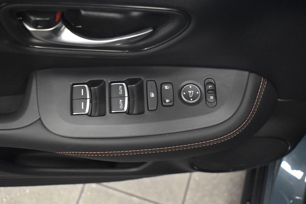 Thumbnail: 2026 Honda HR-V - 9