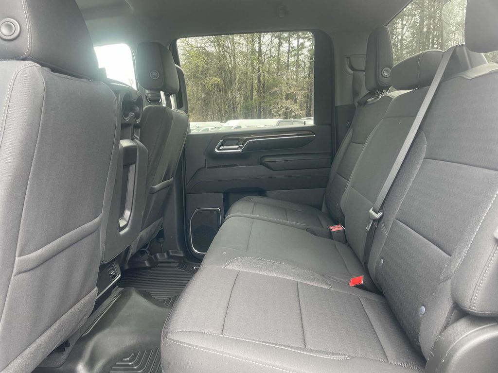 2024 Chevrolet Silverado 2500HD LT - Photo 20