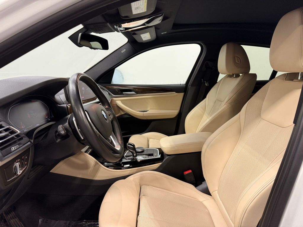 Thumbnail: 2023 BMW X4 - 12