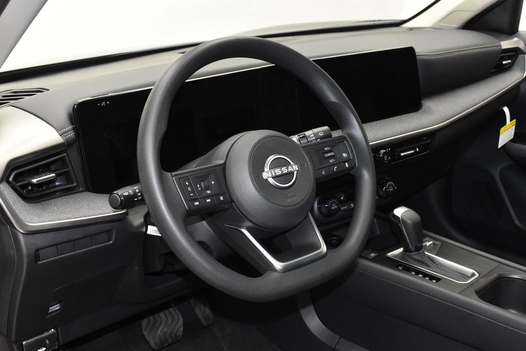 Thumbnail: 2026 Nissan Kicks - 13