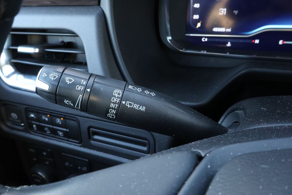 Thumbnail: 2023 Chevrolet Tahoe - 21