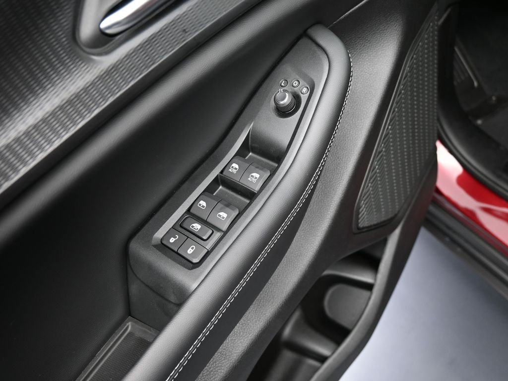 New 2025 Velvet Red Pearlcoat Jeep Altitude X image 14