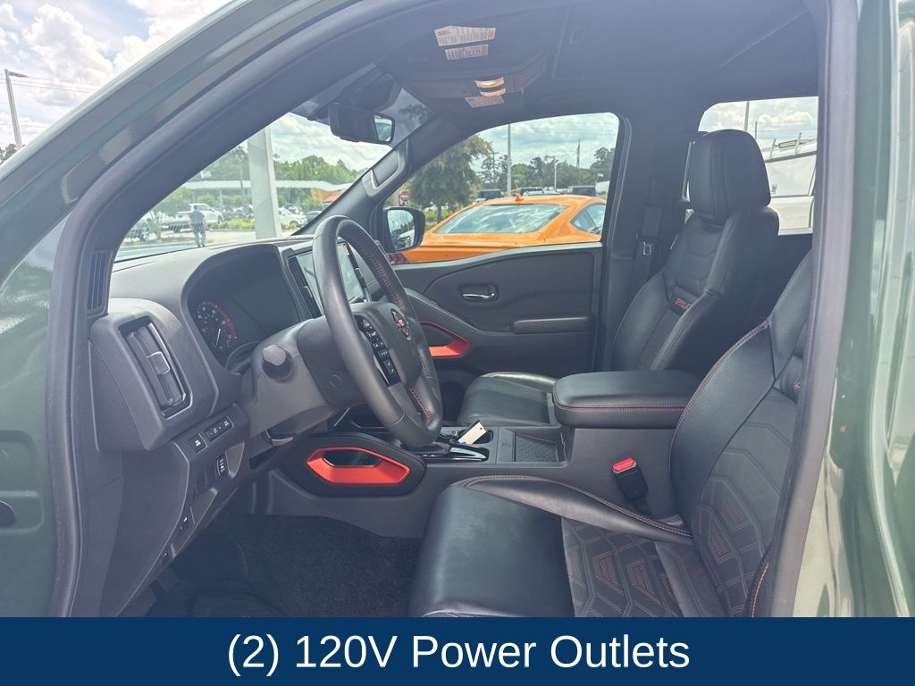 2025 Nissan Frontier Crew Cab PRO-4X 4x4
