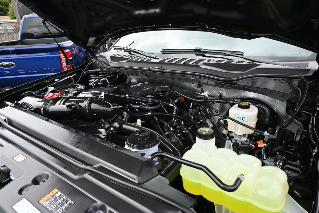 2022 Ford F-250 Super Duty LARIAT