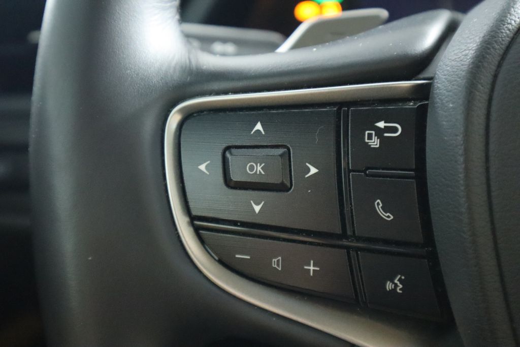 2024 Lexus ES Hybrid 300h 11