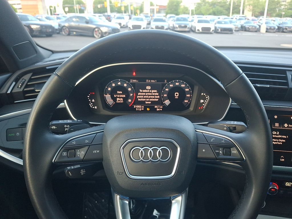 Thumbnail: 2023 Audi Q3 - 19
