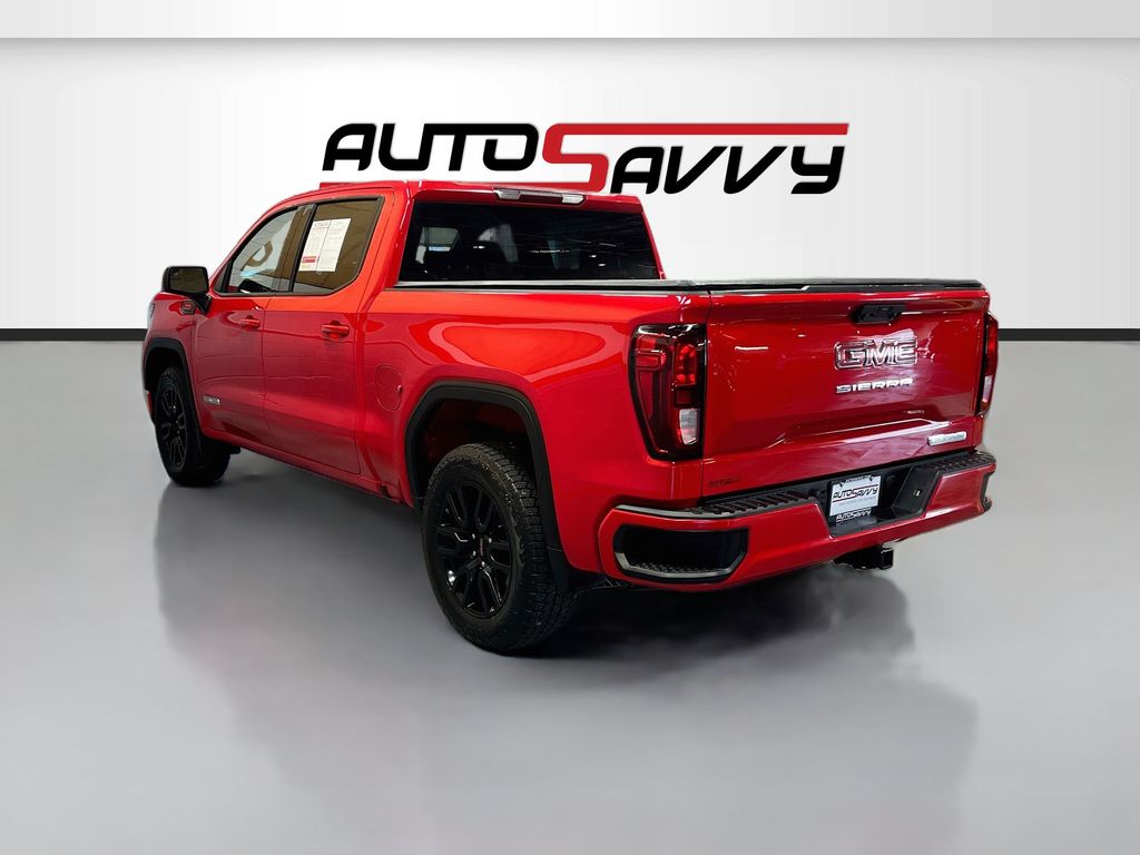View vehicle photo 5
