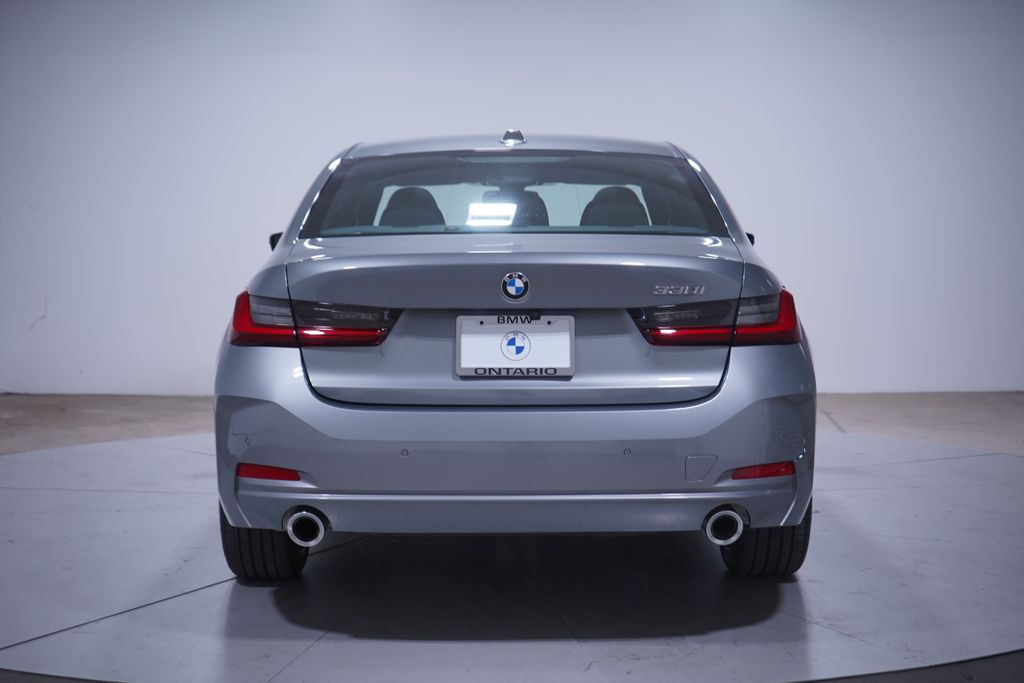 Thumbnail: 2025 BMW 3 Series - 5