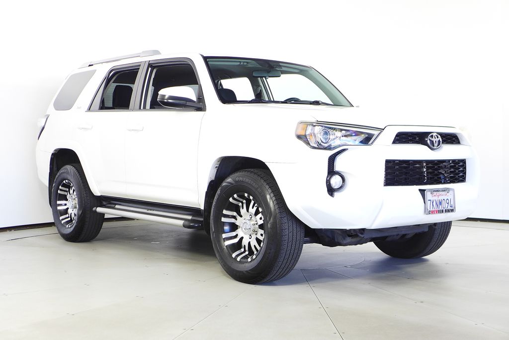Thumbnail: 2015 Toyota 4Runner - 4