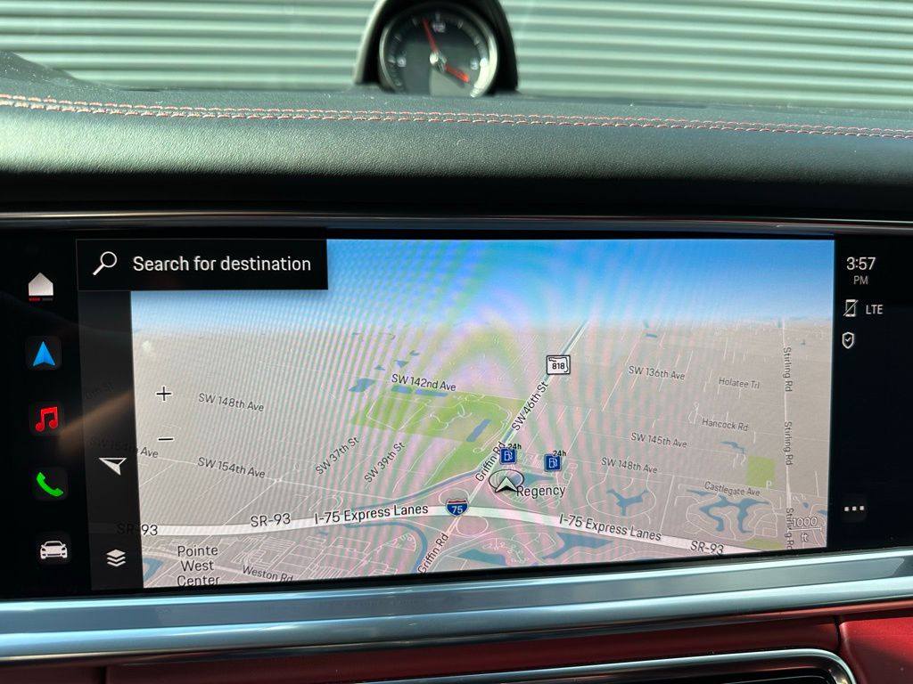 Thumbnail: 2023 Porsche Panamera - 30