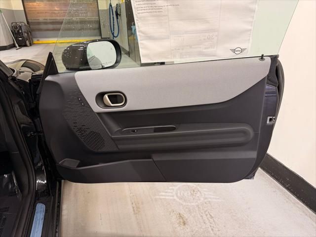 Thumbnail: 2026 MINI Cooper - 21