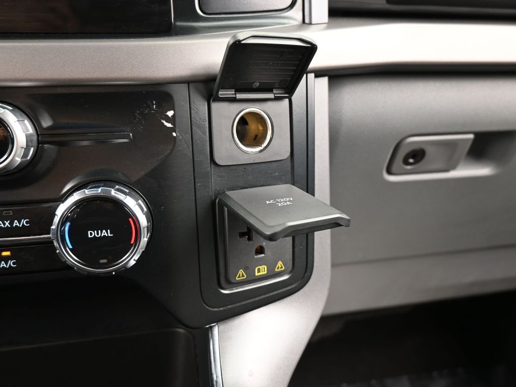 Used 2024 Blue Metallic Ford XLT image 30