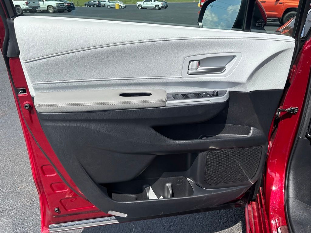 Used 2026 Toyota Sienna Van