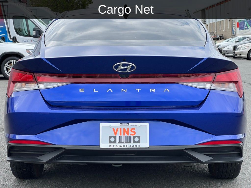 2023 Hyundai Elantra SEL photo
