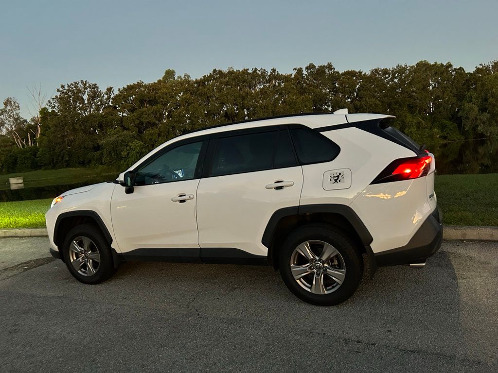 Thumbnail: 2022 Toyota RAV4 - 3