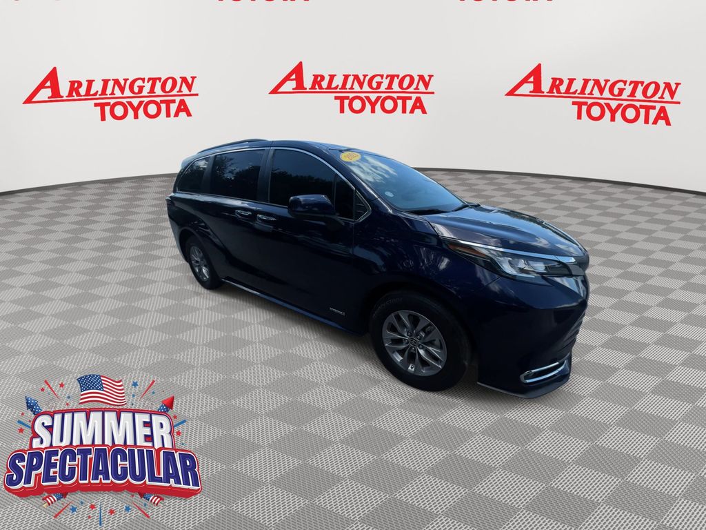 Used 2021 Toyota Sienna Van