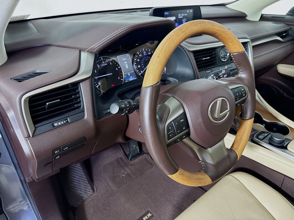 Thumbnail: 2018 Lexus RX - 9