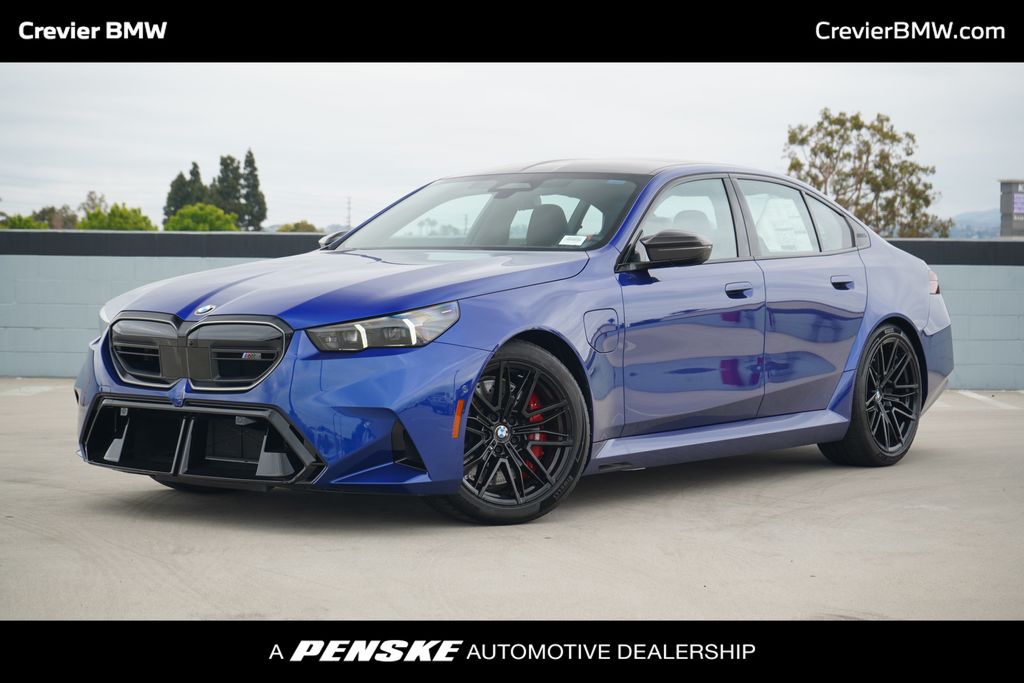 Thumbnail: 2026 BMW M5 - 1