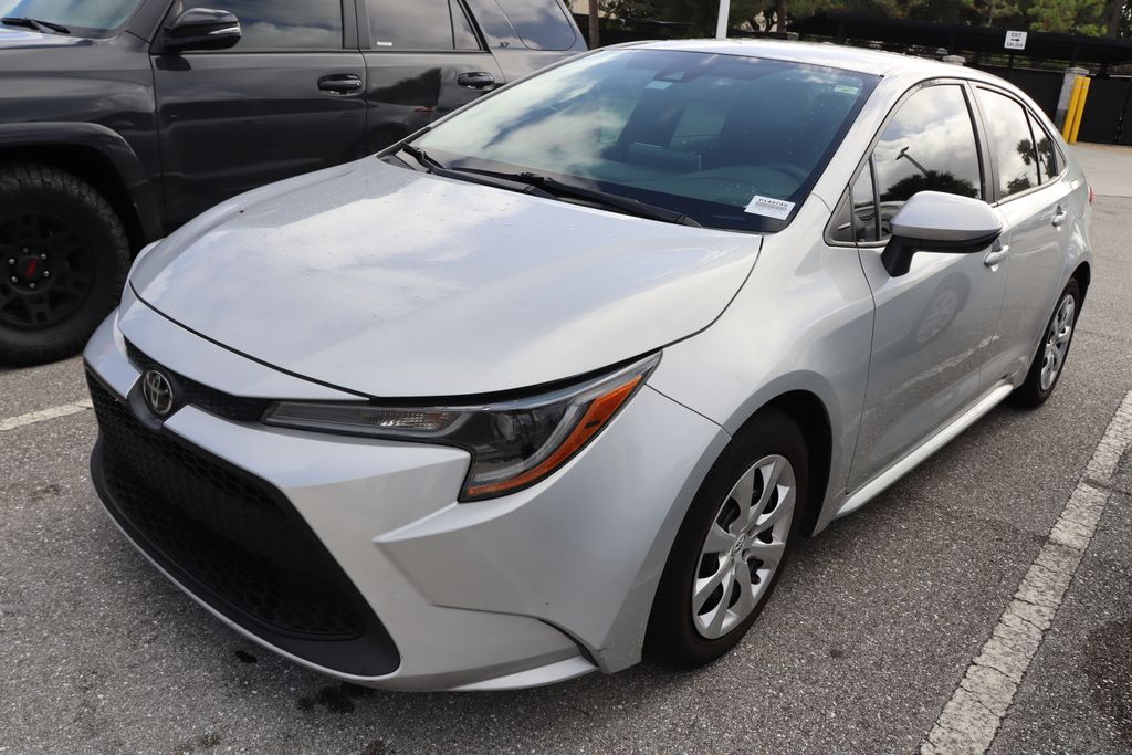 2021 Toyota Corolla LE 2