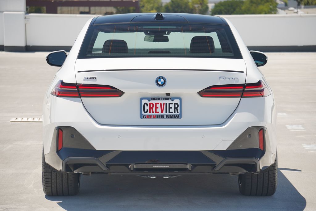 Thumbnail: 2026 BMW 5 Series - 7