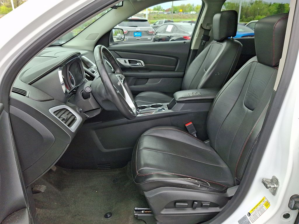 2017 GMC Terrain — photo 13