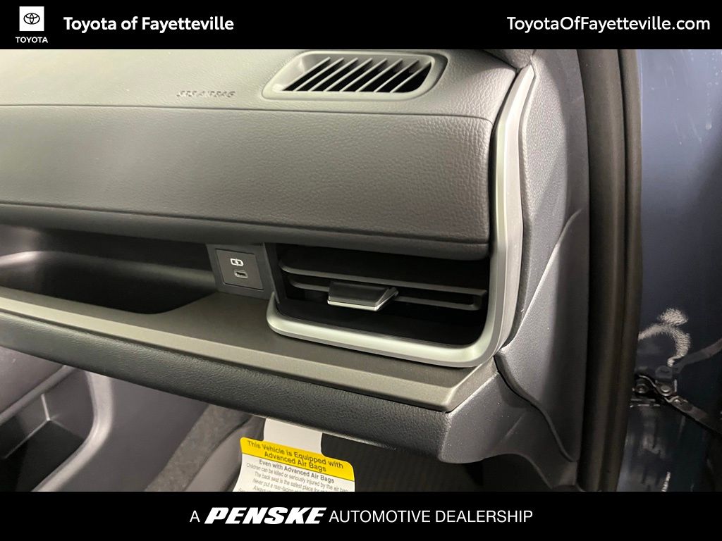 Thumbnail: 2026 Toyota Grand Highlander - 10