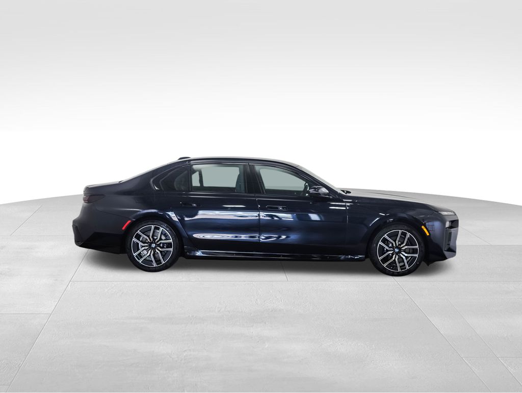 Thumbnail: 2025 BMW 7 Series - 6