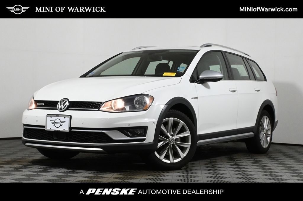 Thumbnail: 2017 Volkswagen Golf - 1